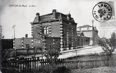 Virton-St Mard-int gauche-wagons et machines  (3).jpg